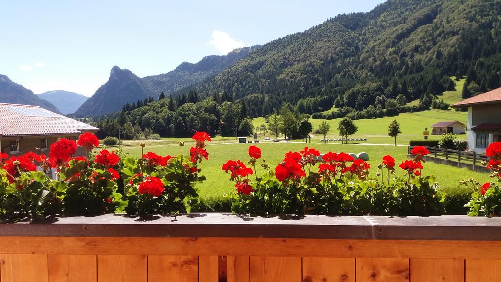 Ferienwohnung Mit Bergblick Unterammergau Exteriör bild